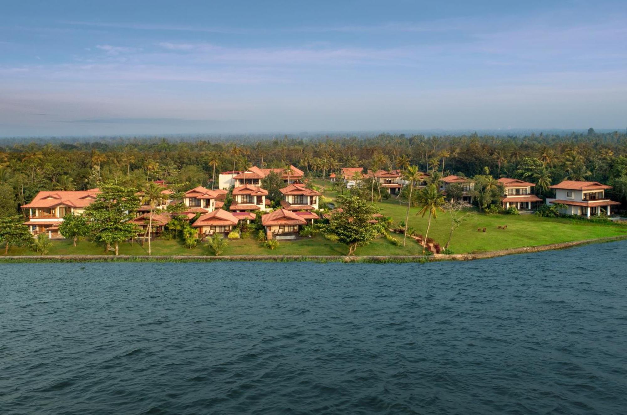 Niraamaya Wellness Retreats Backwaters And Beyond Кумараком Екстер'єр фото