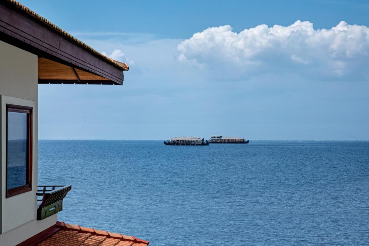 Niraamaya Wellness Retreats Backwaters And Beyond Кумараком Екстер'єр фото