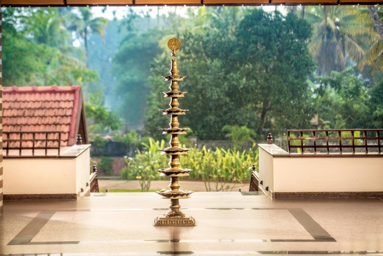 Niraamaya Wellness Retreats Backwaters And Beyond Кумараком Екстер'єр фото